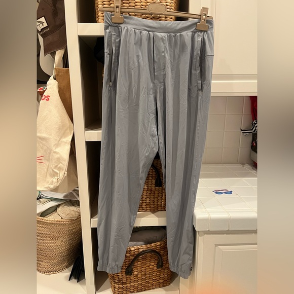 🍋LULULEMON Joggers with Elastic Waistband and Soft Fleece Lining - Picture 1 of 7